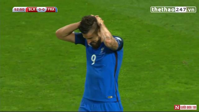 VIDEO: Giroud dứt điểm 'vô duyên' khi đối mặt thủ môn đối phương
