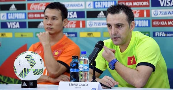 HLV tuyển Futsal Việt Nam nói gì trước trận gặp Nga?