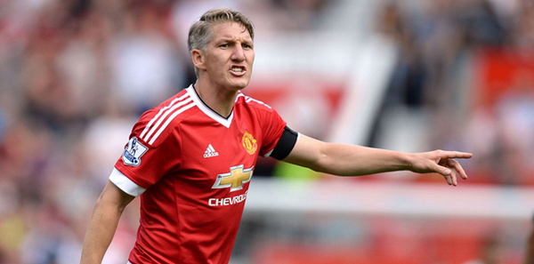 Chuyển nhượng 10/10: Hazard thành ‘vật tế thần’; Schweinsteiger rời MU