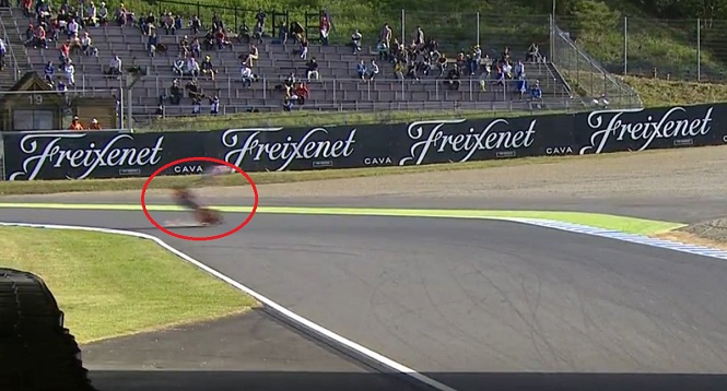 Dani Pedrosa gặp tai nạn kinh hoàng tại Japanese GP