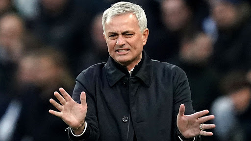 Mourinho chính thức lên tiếng sau khi bị cảnh sát 'hỏi thăm'