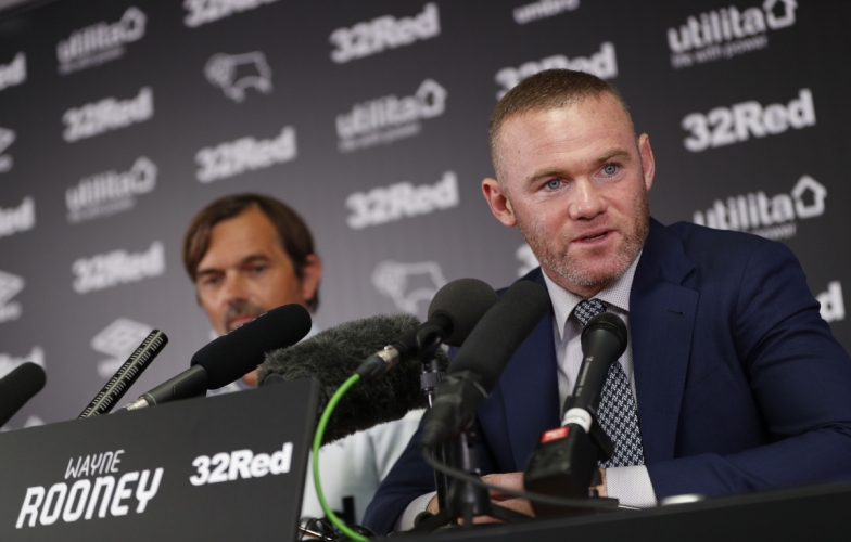 Huyền thoại Wayne Rooney bất ngờ lên chức HLV 