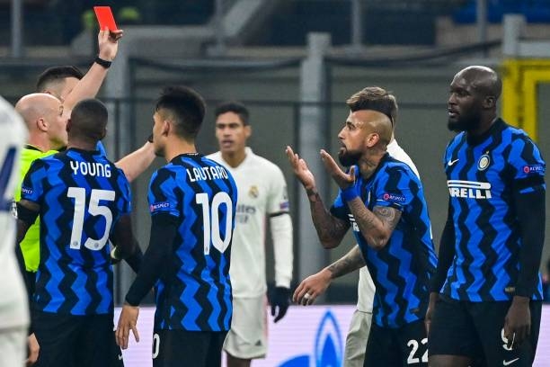 Video bàn thắng Inter Milan 0-2 Real Madrid: Thắng dễ tại Meazza