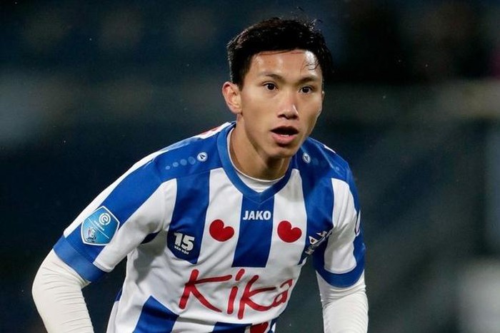 Đình Trọng hé lộ Văn Hậu đã ký hợp đồng với Heerenveen?