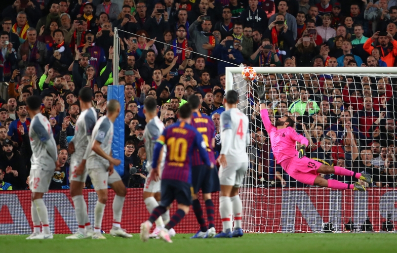 Messi nhận giải bàn thắng đẹp nhất Champions League 2018/19