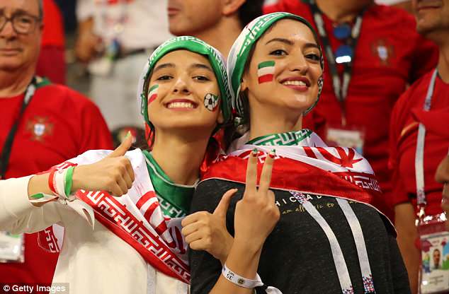 Lịch sử ở vòng loại World Cup! Hàng ngàn CĐV nữ Iran vỡ òa sung sướng