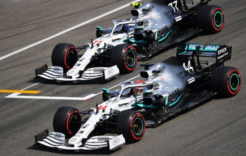 Mercedes vượt trội trong ngày đua thử F1 2020