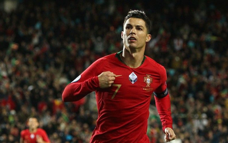 'Ronaldo béo' có thực sự giỏi hơn Cristiano Ronaldo?