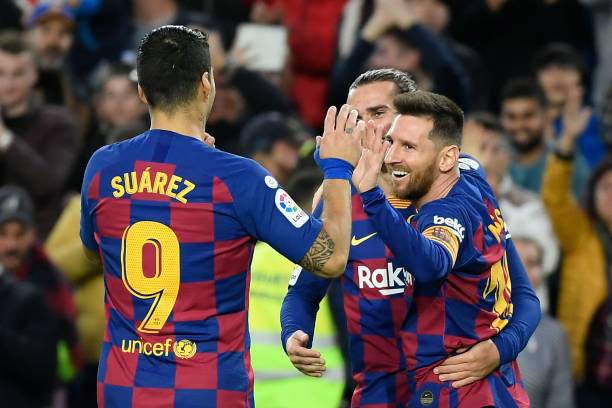 Messi lập siêu phẩm, Barca hủy diệt Alaves