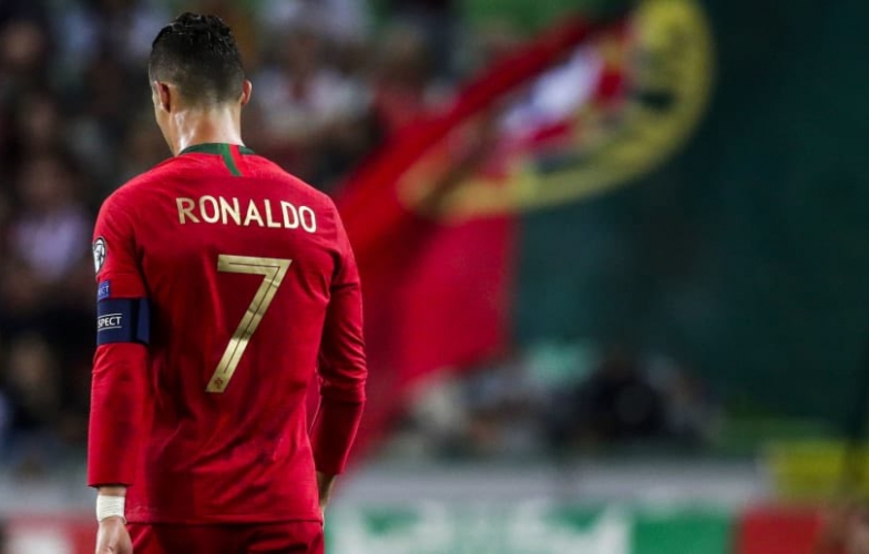 Ronaldo chính thức xác nhận thời điểm giã từ ĐT Bồ Đào Nha