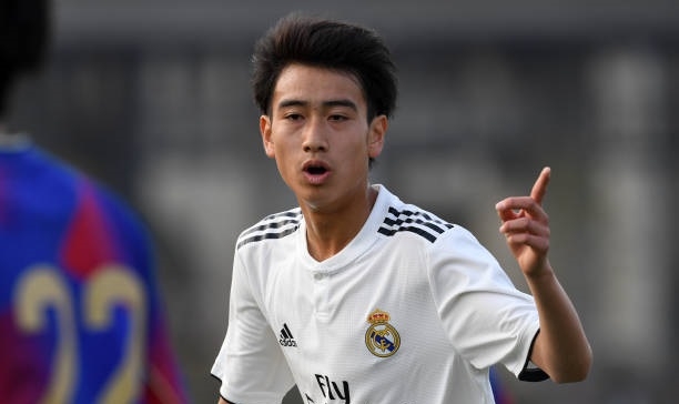 Tài năng 16 tuổi người Nhật được Real Madrid đặc biệt ưu ái