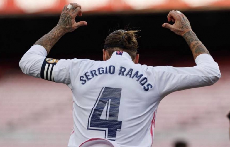 Sergio Ramos được chọn là hậu vệ xuất sắc nhất mọi thời đại