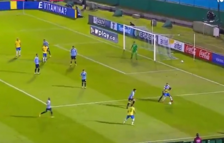 VIDEO: Brazil phối hợp như đá tập, chọc thủng lưới Uruguay