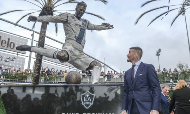 David Beckham được đội bóng cũ LA Galaxy dựng tượng
