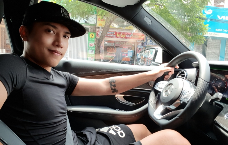 YouTuber NTN tậu Mercedes-Benz E 350 AMG giá gần 3 tỷ đồng