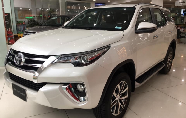 Cận Tết, giá xe Toyota Fortuner giảm tới hơn 100 triệu đồng