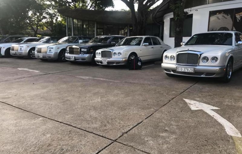 Dàn xe sang Rolls-Royce, Bentley của ông chủ cà phê Trung Nguyên tại Buôn Ma Thuột