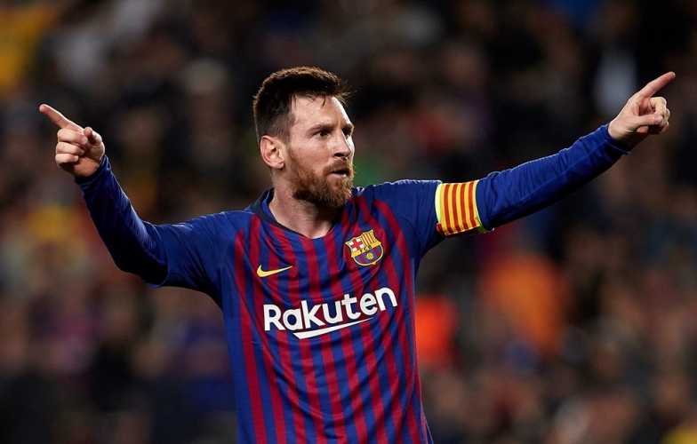Messi nói gì sau khi lập siêu phẩm đánh bại Liverpool?