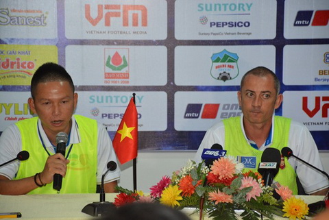 HLV Graechen chê lối chơi của U21 Thái Lan