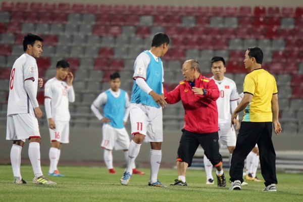 ĐT Việt Nam rèn bài tủ sân chính, sẵn sàng đấu Jordan