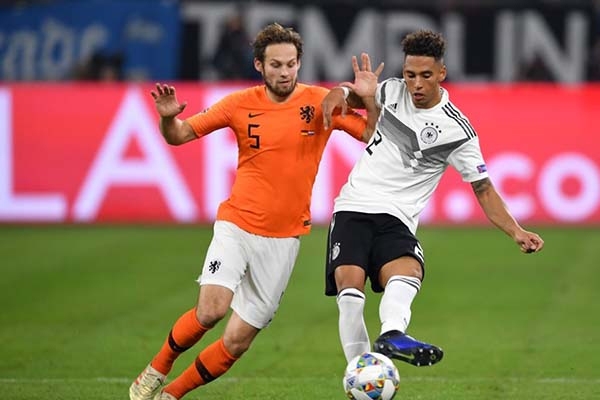 Kết quả bóng đá ngày 20/11: Đức đấu Hà Lan và 5 phút quả cảm