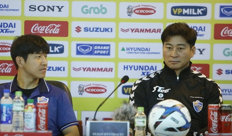 HLV Ulsan Hyundai: 'Tôi muốn chọn Quang Hải về đội của mình'