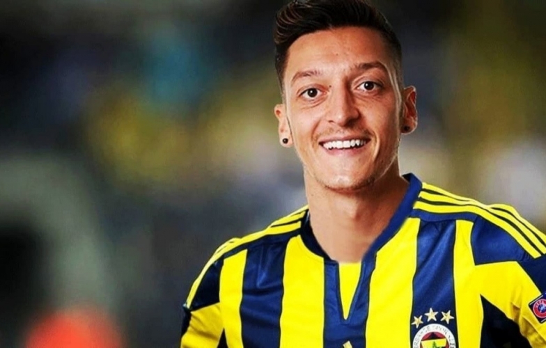 Hé lộ số áo của Mesut Ozil khi gia nhập Fenerbahce