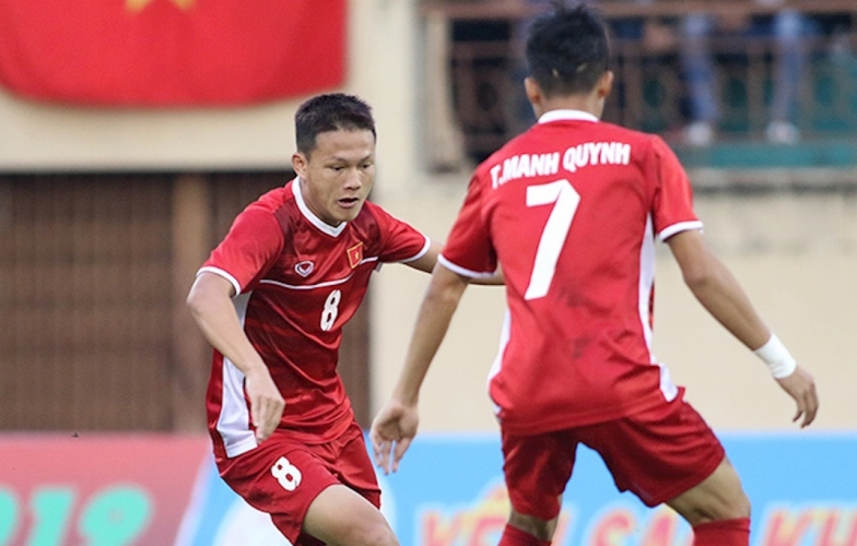 'Người không phổi' của U19 Việt Nam khiến đồng đội thán phục