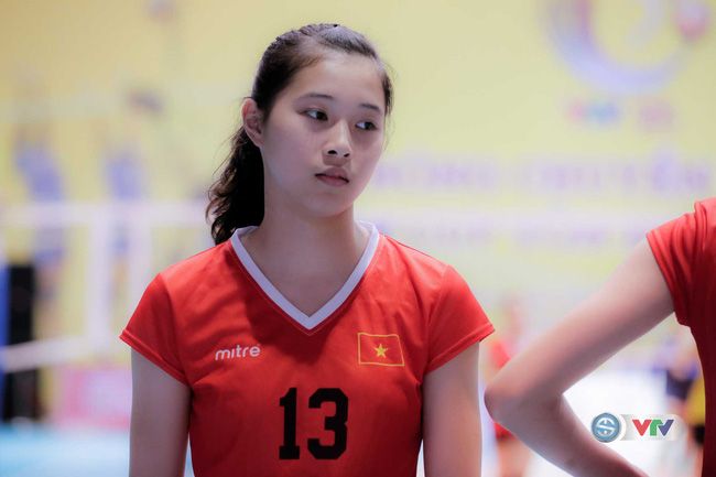 VIDEO: Tài năng của hot girl bóng chuyền Đặng Thu Huyền