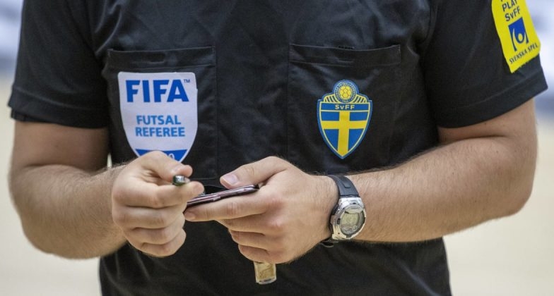 Các trọng tài chạy đua cho FIFA Futsal World Cup 2022