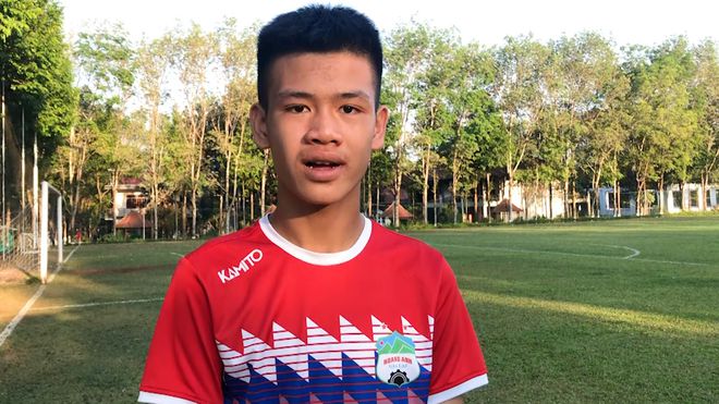 Phóng viên Thái: 'Cầu thủ 14 tuổi của HAGL rất đáng chờ đợi'