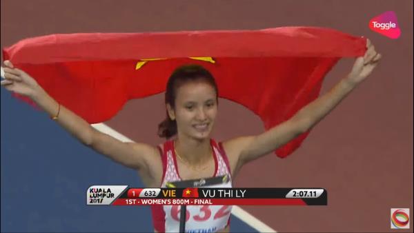 VIDEO: Vũ Thị Ly giành HCV nội dung chạy 800m nữ