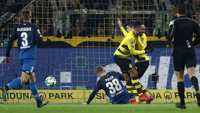 Highlights: Dortmund 2-1 Hoffenheim (Vòng 17 - Bundesliga)