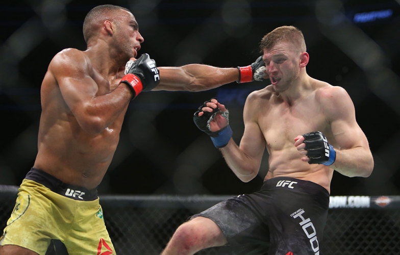 FULL TRẬN MMA: Màn đua máu kinh hoàng của Dan Hooker và Edson Barboza tại UFC Milwaukee