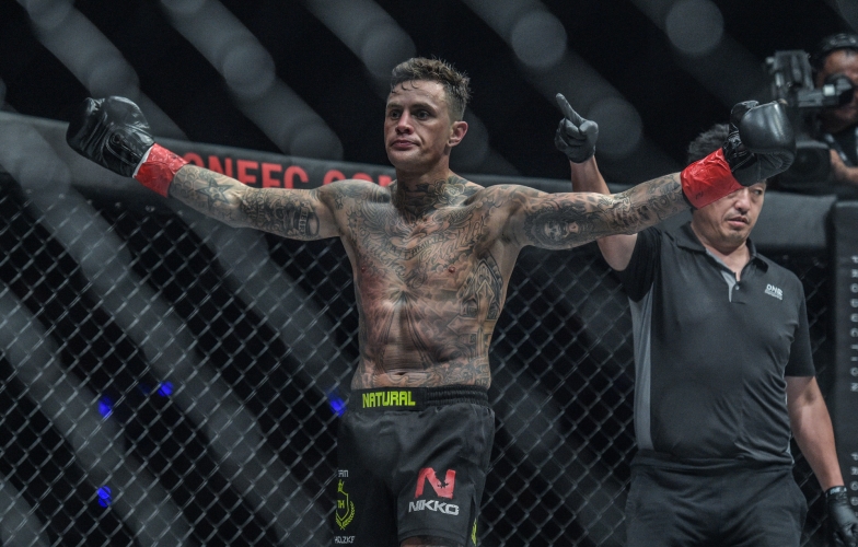 Nieky Holzken và Giorgio Petrosyan – Khi sức mạnh Châu Âu trở lại tại ONE Enter The Dragon