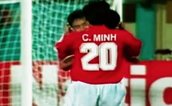 VIDEO: Chiến thắng vang dội của ĐTVN trước Thái Lan tại Tiger Cup 1998