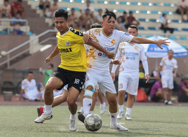 Xác định 4 cặp tứ kết giải bóng đá Doanh nghiệp trẻ Hà Nội 2019