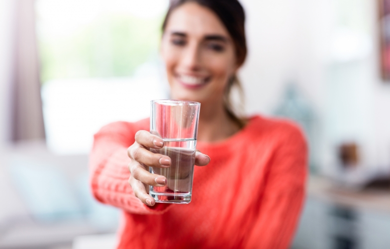 Uống nước như thế nào để tăng sức đề kháng chống virus?