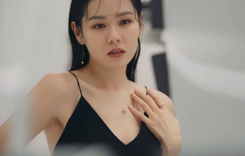 'Chị đẹp U40' Son Ye Jin giữ nét body nóng bỏng nhờ bí kíp đơn giản 