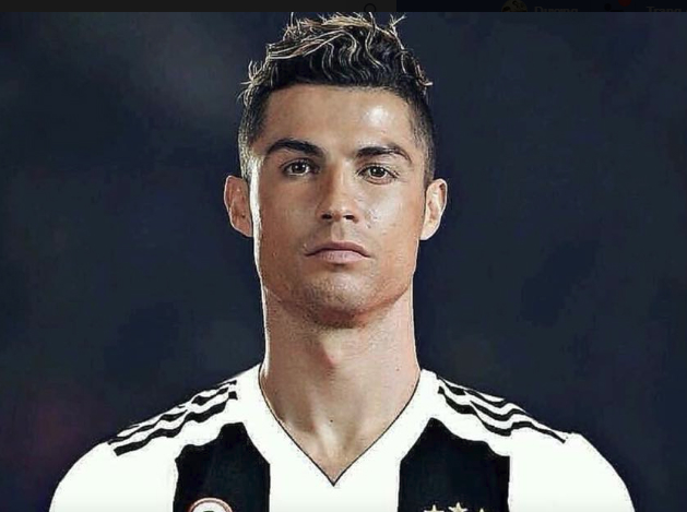 Tiết lộ lý do Ronaldo chọn Juventus mà không phải MU hay PSG