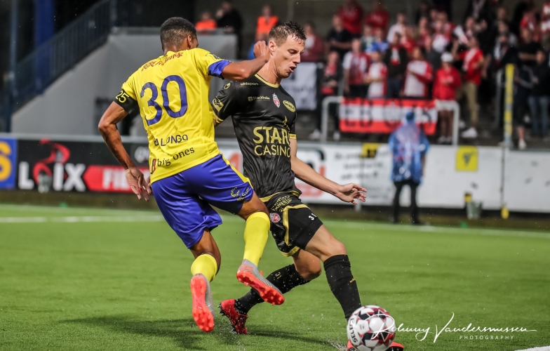 Sint Truidense thua trận ra quân giải VĐQG Bỉ