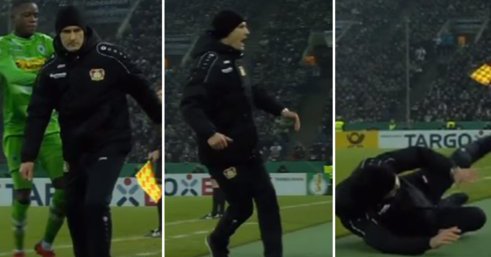 VIDEO: HLV Leverkusen ngã ăn vạ ở cúp quốc gia Đức