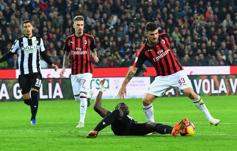 Bảng xếp hạng Serie A vòng 30: Milan chia điểm ở San Siro  