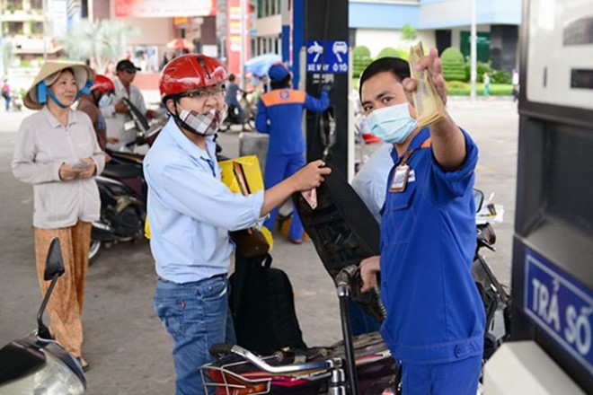 Chú ý: Giá dầu thế giới đang tăng, Việt Nam cũng sẽ tăng ?