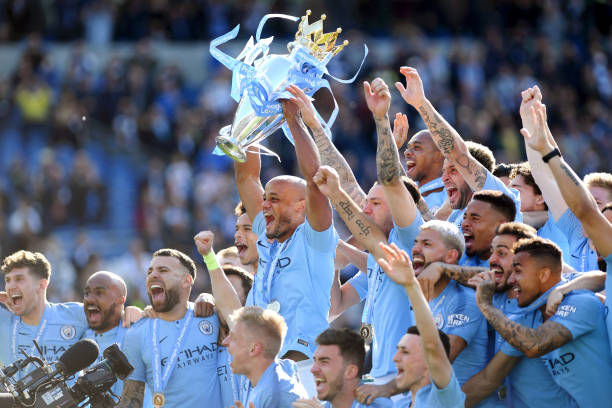 VIDEO: Man City nâng cao chức vô địch Ngoại hạng Anh 2018/19