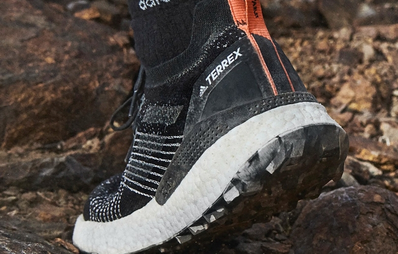 Terrex Two Ultra - giày chạy địa hình đặc biệt của Adidas