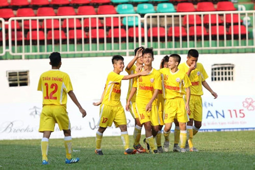 HLV U19 Hà Nội 'chê' U19 HAGL, khẳng định chắc chắn sẽ vô địch