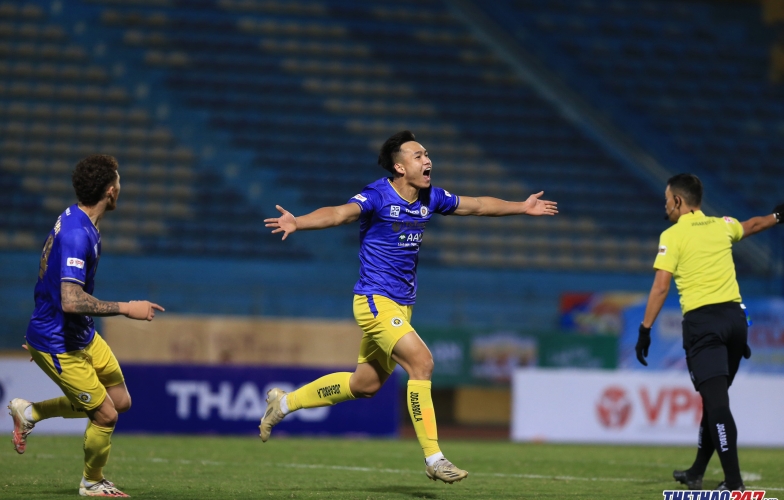 Bùi Hoàng Việt Anh - Siêu hậu vệ biết ghi bàn của Hà Nội FC