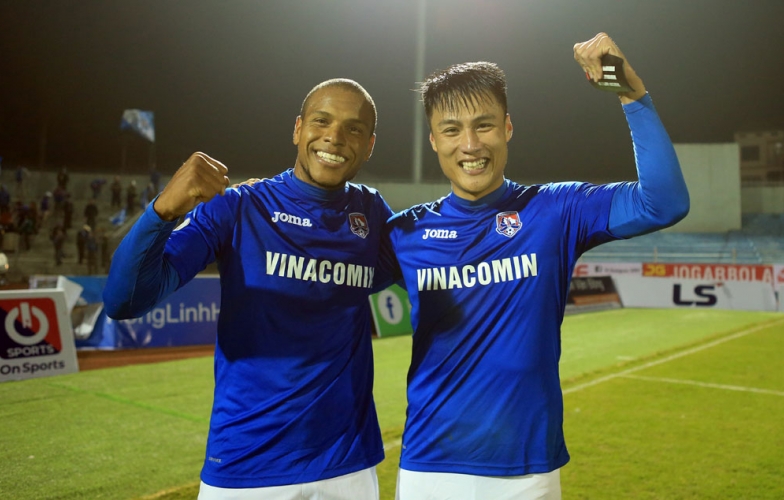 Ngoại binh V-League: 'Văn Quyết là cầu thủ đẳng cấp nhất Việt Nam'