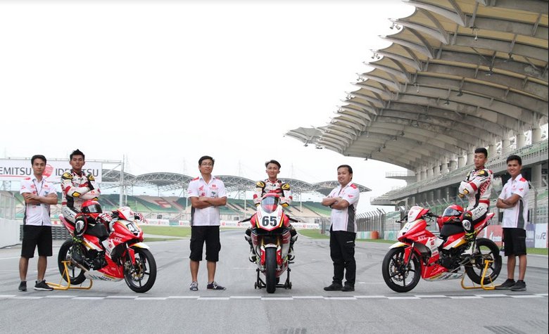 Honda Racing Vietnam lần đầu tham dự giải đua Suzuka JP250 4 Hours Endurance Road Racing 2019